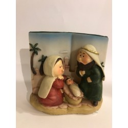 Crèche naïve dans un livre