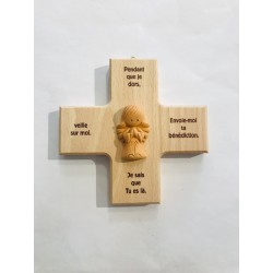 Croix murale en bois carrée...