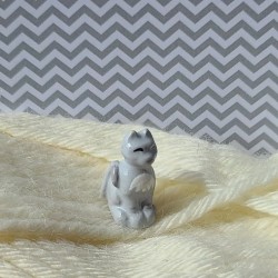 Chat gris, atelier...