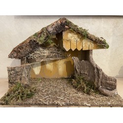 Etable-cabane en bois et liège