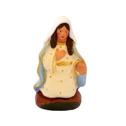 Marie main sur le coeur,...