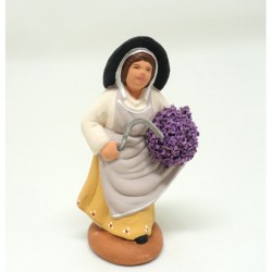 Coupeuse de lavande, santon...