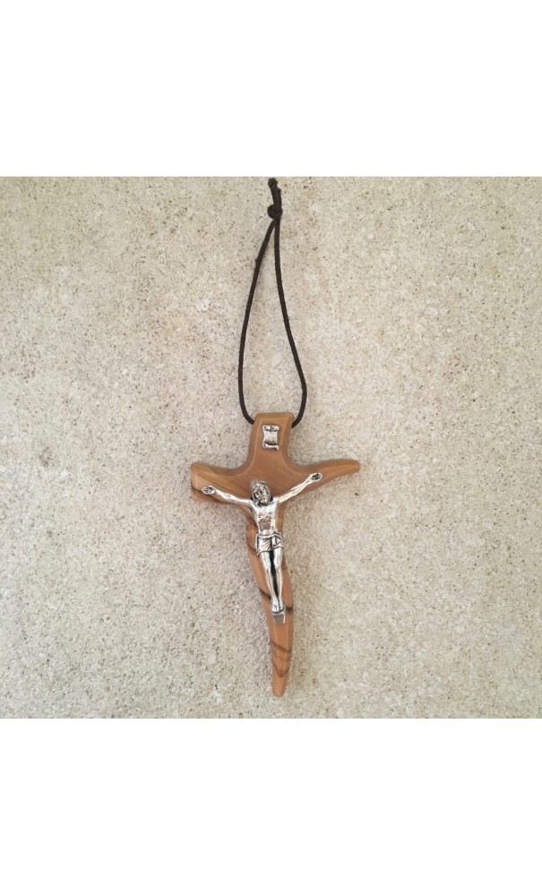 Croix/Crucifix en olivier forme clou petit modèle