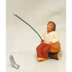 Pêcheur assis, santon...