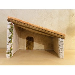 Etable toit en pente, décor...