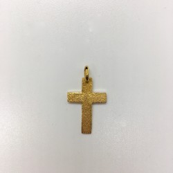 Croix plaqué-or sans Christ martelée