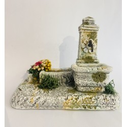 Fontaine fleurie, santons...