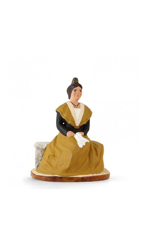 Arlésienne assise jaune